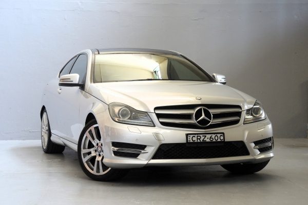 The Good Car Garage Mercedes Benz C250 Coupe 6